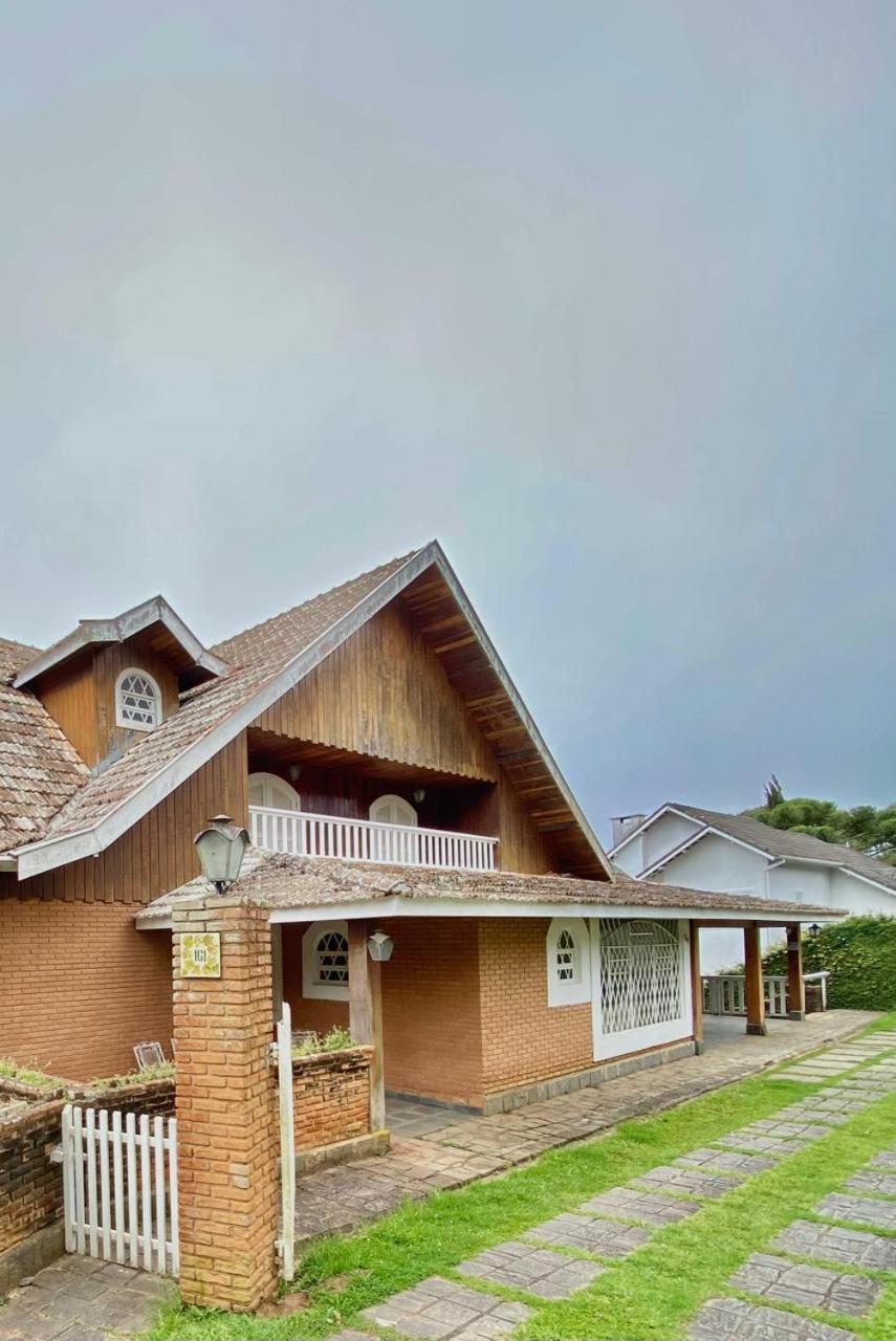 Refugio Mana Hotel Campos do Jordao Bagian luar foto
